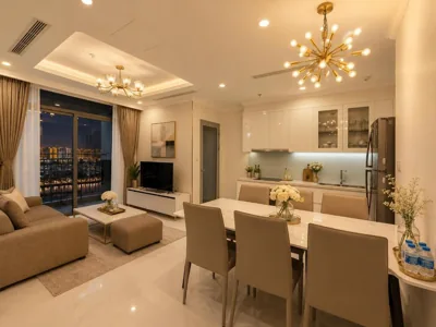 带阳台的两卧室公寓 — Celestia Residence At Vinhomes Central Park